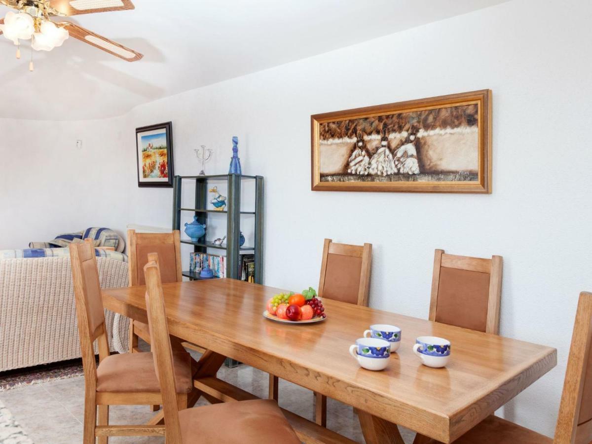 Holiday Home Lausanne By Interhome กาลองเย ภายนอก รูปภาพ